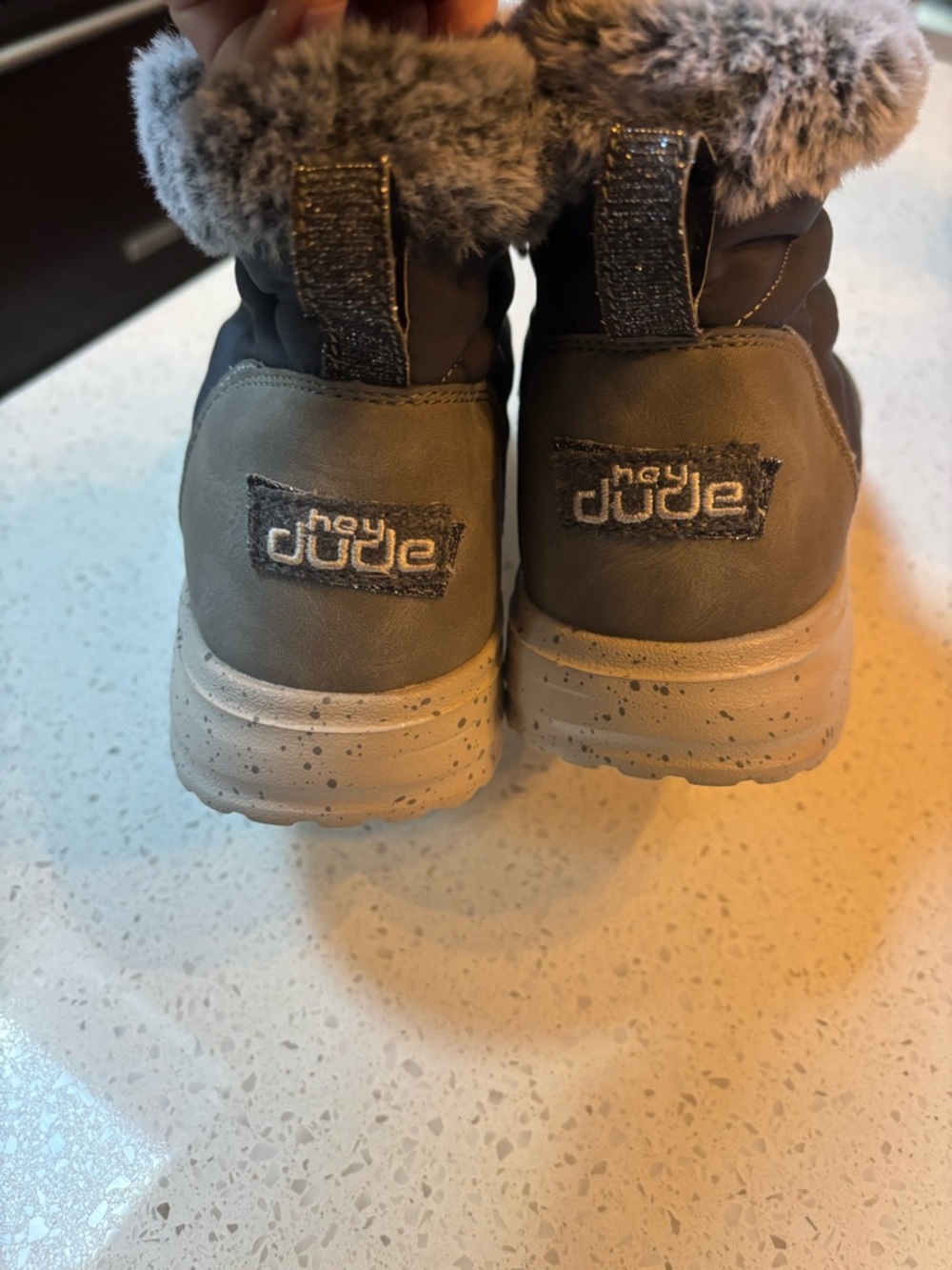 Hey Dude Brandy Women's Winter Boots Grey Size 9 Faux Fur Lined - Picture 3 of 7